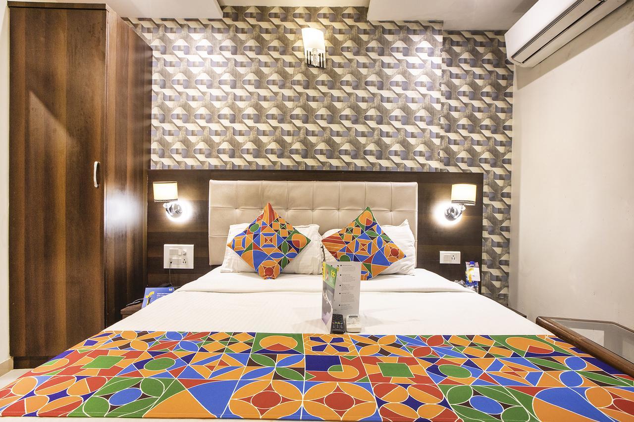 מומביי Hygienic Hotel Liberty Plaza מראה חיצוני תמונה