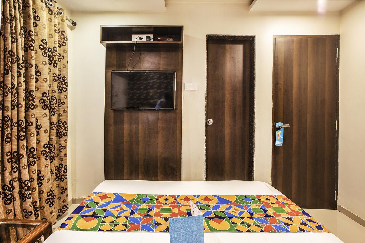 מומביי Hygienic Hotel Liberty Plaza מראה חיצוני תמונה