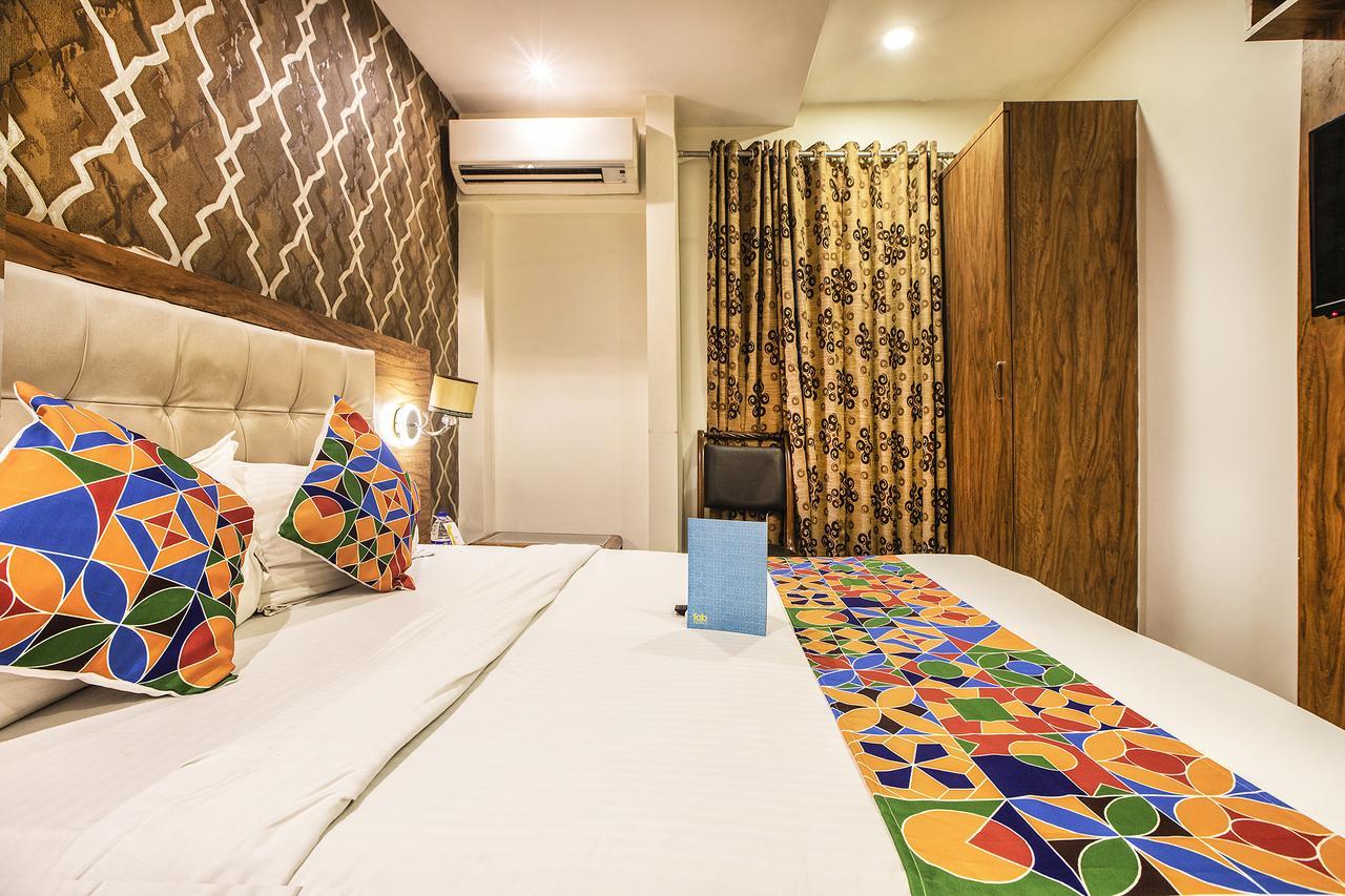 מומביי Hygienic Hotel Liberty Plaza מראה חיצוני תמונה